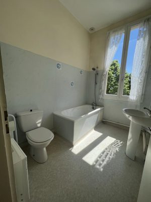 51387750  – Maison – 15 pièces à ST JUSTIN