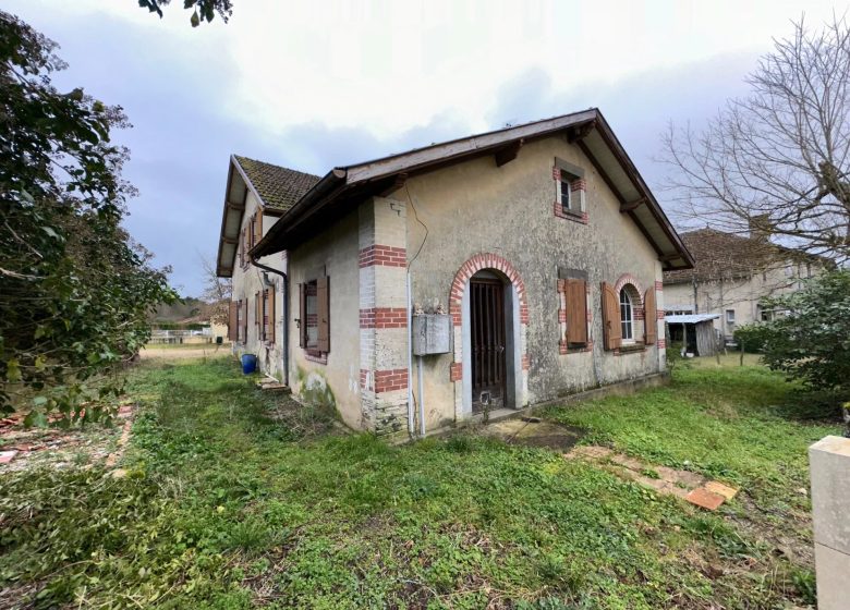 51573159  – Maison – 6 pièces à BROCAS