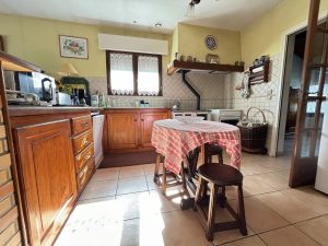 52008148  – Maison – 7 pièces à BROCAS