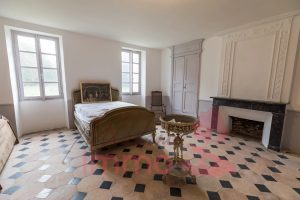 52119516  – Maison – 11 pièces à VERT