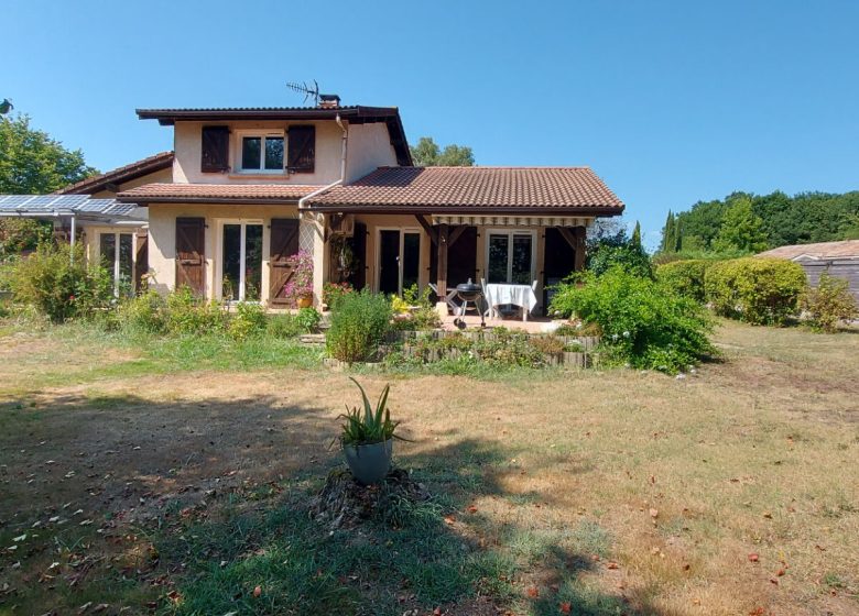 52626101  – Maison – 4 pièces à PEY