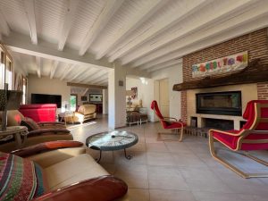 52025069  – Maison – 7 pièces à BOURRIOT BERGONCE