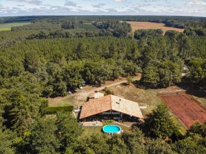 52072526  – Maison – 8 pièces à ST YAGUEN