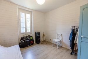 52849214  – Maison – 7 pièces à MONT DE MARSAN