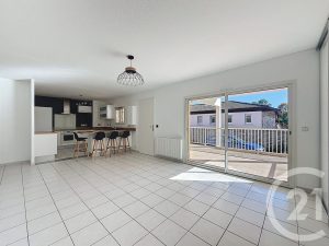 52760825  – Appartement – 3 pièces à TARNOS