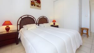 T3 – 1 à 4 pers. – DEJU13/E