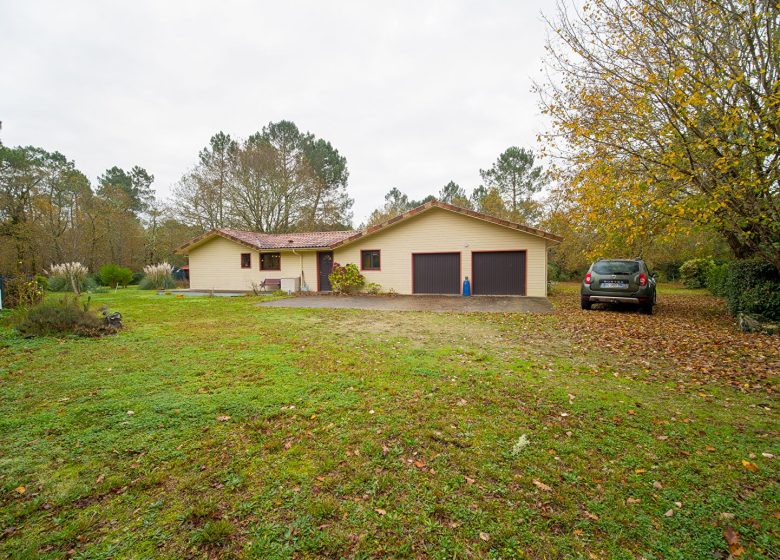 52794841  – Maison – 3 pièces à BELHADE