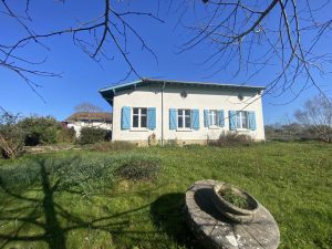 52439326  – Maison – 9 pièces à POUILLON