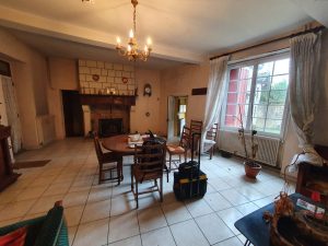 52914678  – Maison – 8 pièces à MUGRON