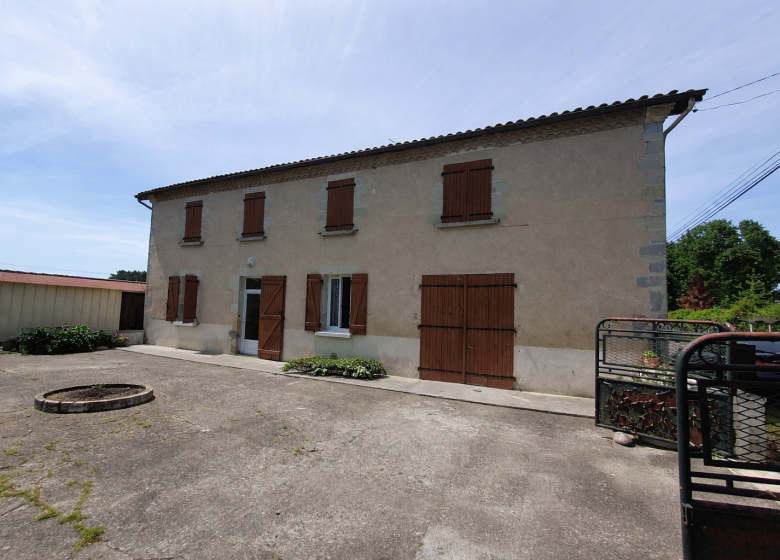 52926863  – Maison – 4 pièces à ST SEVER