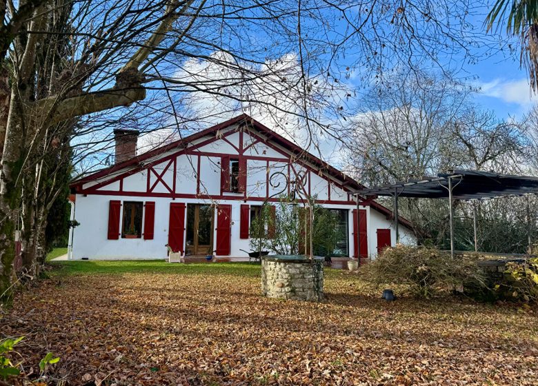 52925576  – Maison – 6 pièces à PEY