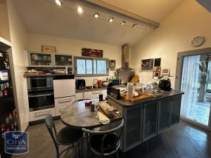 51852866  – Appartement – 3 pièces à ST AVIT