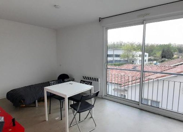 50713502  – Appartement – 1 pièces à MONT DE MARSAN