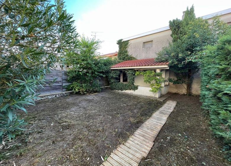 51871226  – Maison – 6 pièces à MONT DE MARSAN