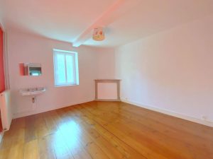 51782923  – Maison – 5 pièces à NASSIET