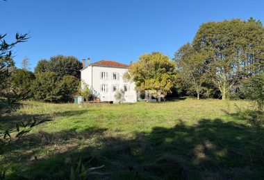 52735439  – Maison – 5 pièces à CASTETS