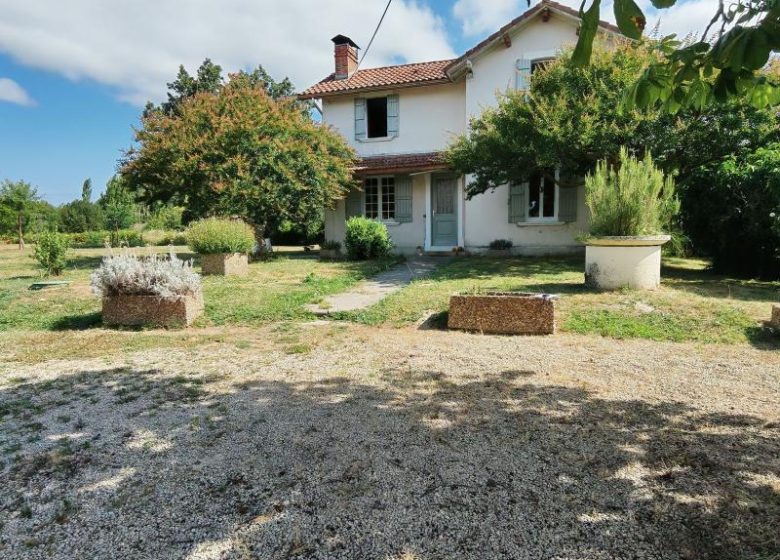 52648479  – Maison – 6 pièces à BASCONS