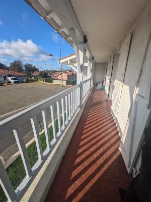 52353778  – Appartement – 2 pièces à ST MAURICE SUR ADOUR