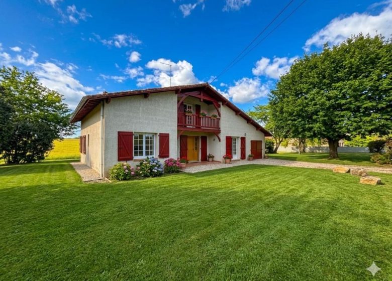 52936170  – Maison – 5 pièces à ORX