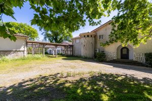 52512572  – Maison – 8 pièces à SARBAZAN