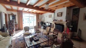 52434781  – Maison – 9 pièces à PEYREHORADE