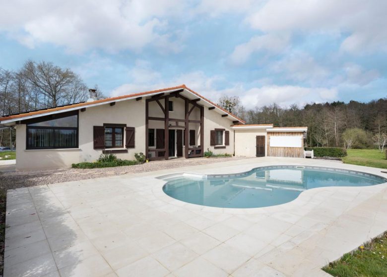 52942359  – Maison – 5 pièces à LE LEUY