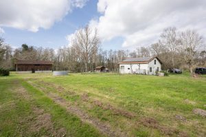 52942359  – Maison – 5 pièces à LE LEUY