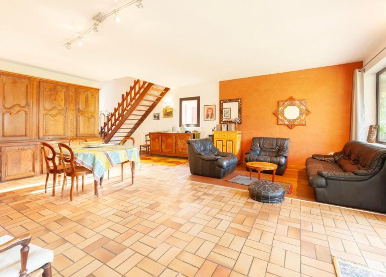 52196192  – Maison – 5 pièces à ST SEVER