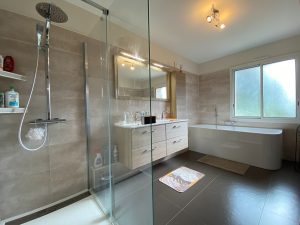 52939781  – Maison – 6 pièces à CARCARES STE CROIX