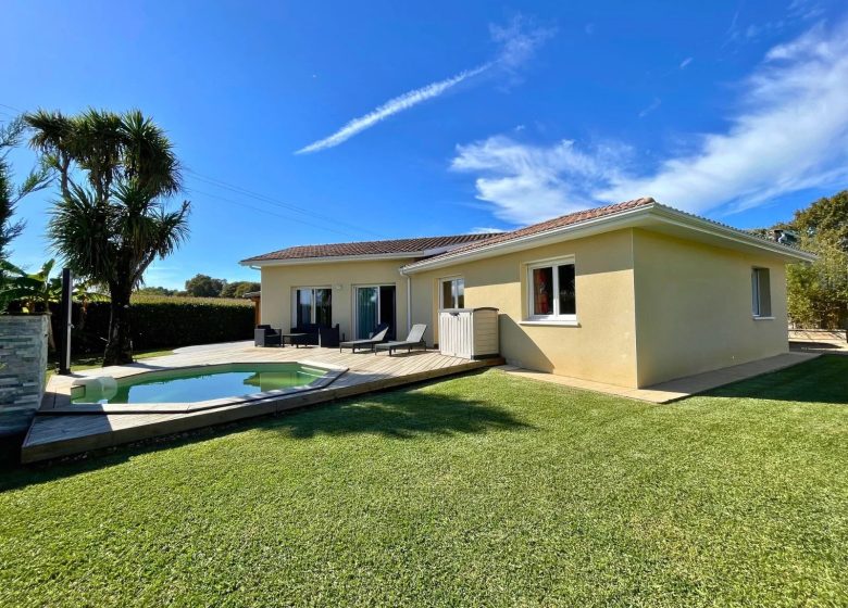 52783971  – Maison – 4 pièces à MEES