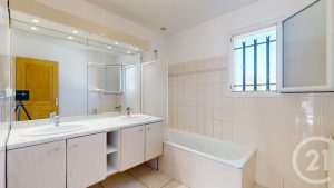 52947296  – Maison – 4 pièces à TARNOS