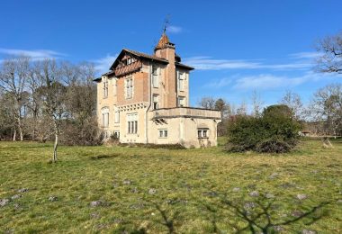 52396507  – Maison – 9 pièces à RETJONS