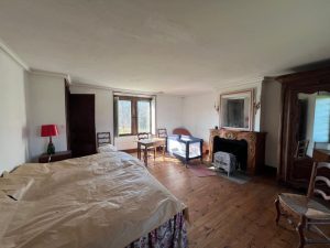 52396507  – Maison – 9 pièces à RETJONS