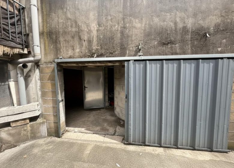 52947523  – Parking à DAX