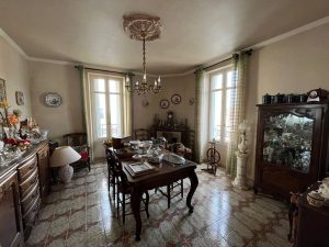 51852643  – Maison – 7 pièces à SOUPROSSE