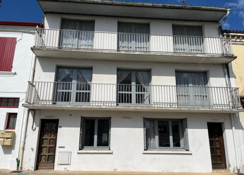 52467036  – Maison – 7 pièces à TARTAS