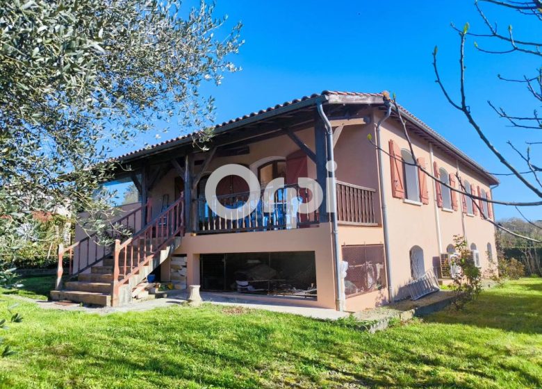 52948110  – Maison – 6 pièces à BEAUMARCHES