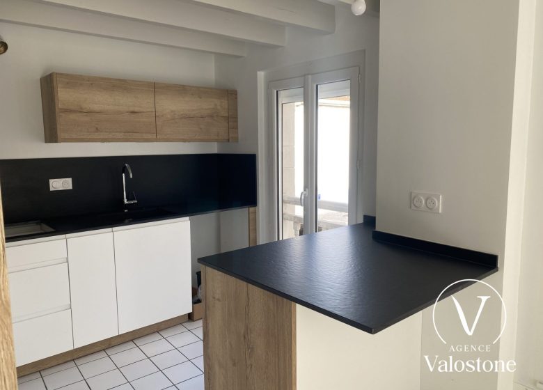 52877387  – Appartement – 4 pièces à HAGETMAU