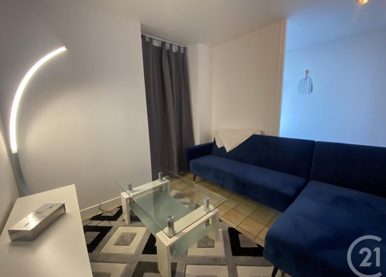 52894210  – Maison – 3 pièces à MONT DE MARSAN