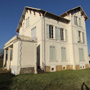 52834454  – Immeuble à ST PIERRE DU MONT