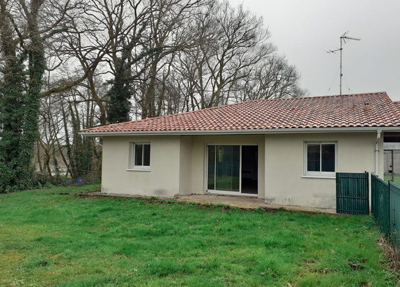 52920828  – Maison – 4 pièces à OEYRELUY