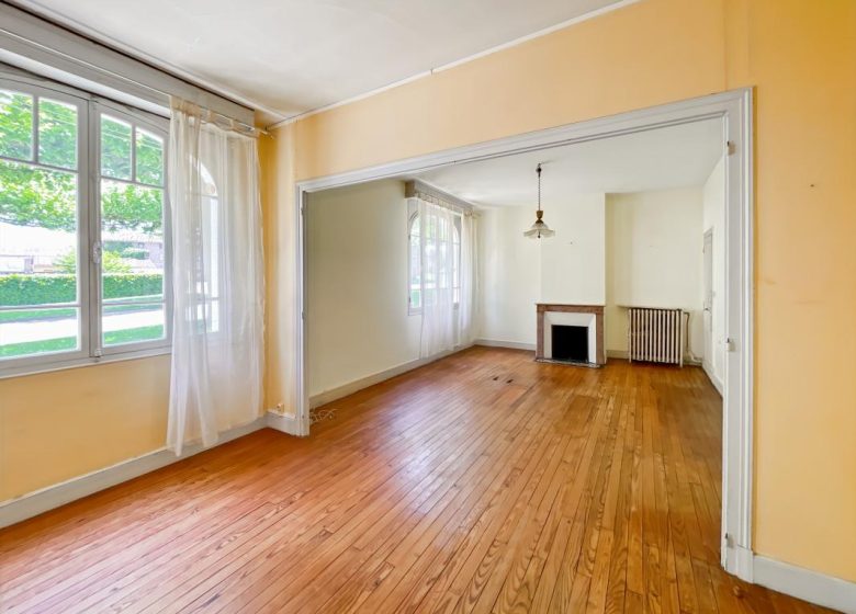 52648616  – Maison – 5 pièces à VILLENEUVE DE MARSAN