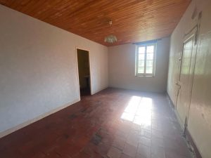 52489400  – Maison – 4 pièces à BOURRIOT BERGONCE