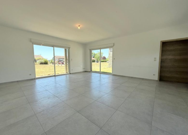 52628678  – Maison – 4 pièces à RISCLE