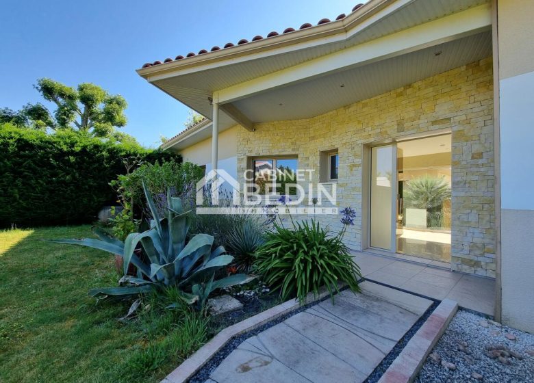 52014245  – Maison – 6 pièces à BISCARROSSE