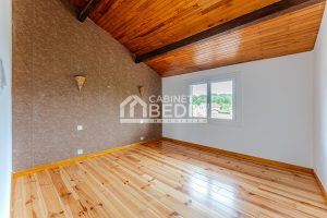 51655028  – Maison – 8 pièces à MIMIZAN