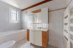 51655028  – Maison – 8 pièces à MIMIZAN