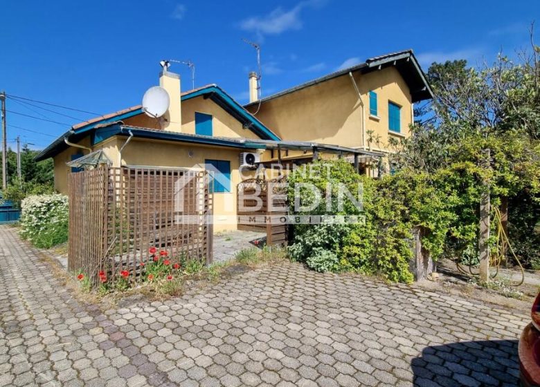 51938516  – Maison – 8 pièces à MIMIZAN