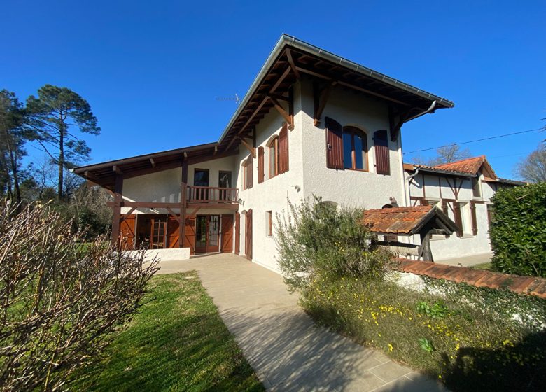 52814486  – Maison – 6 pièces à PRECHACQ LES BAINS