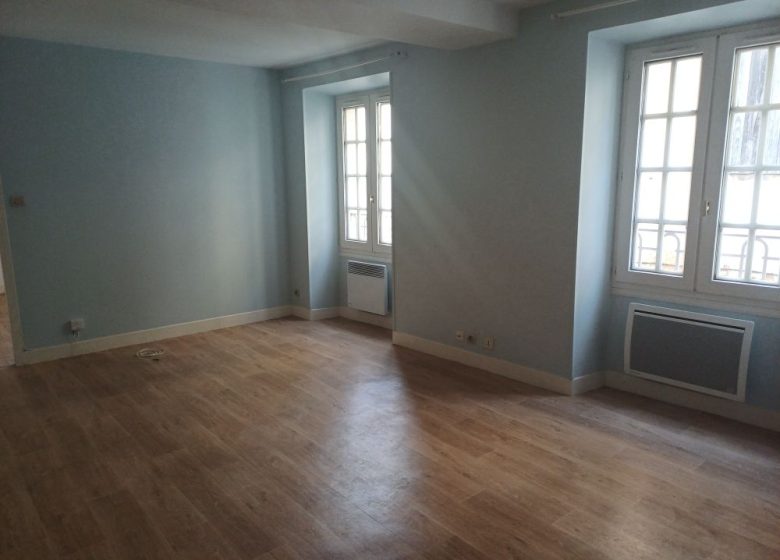 52532000  – Appartement – 2 pièces à MONT DE MARSAN